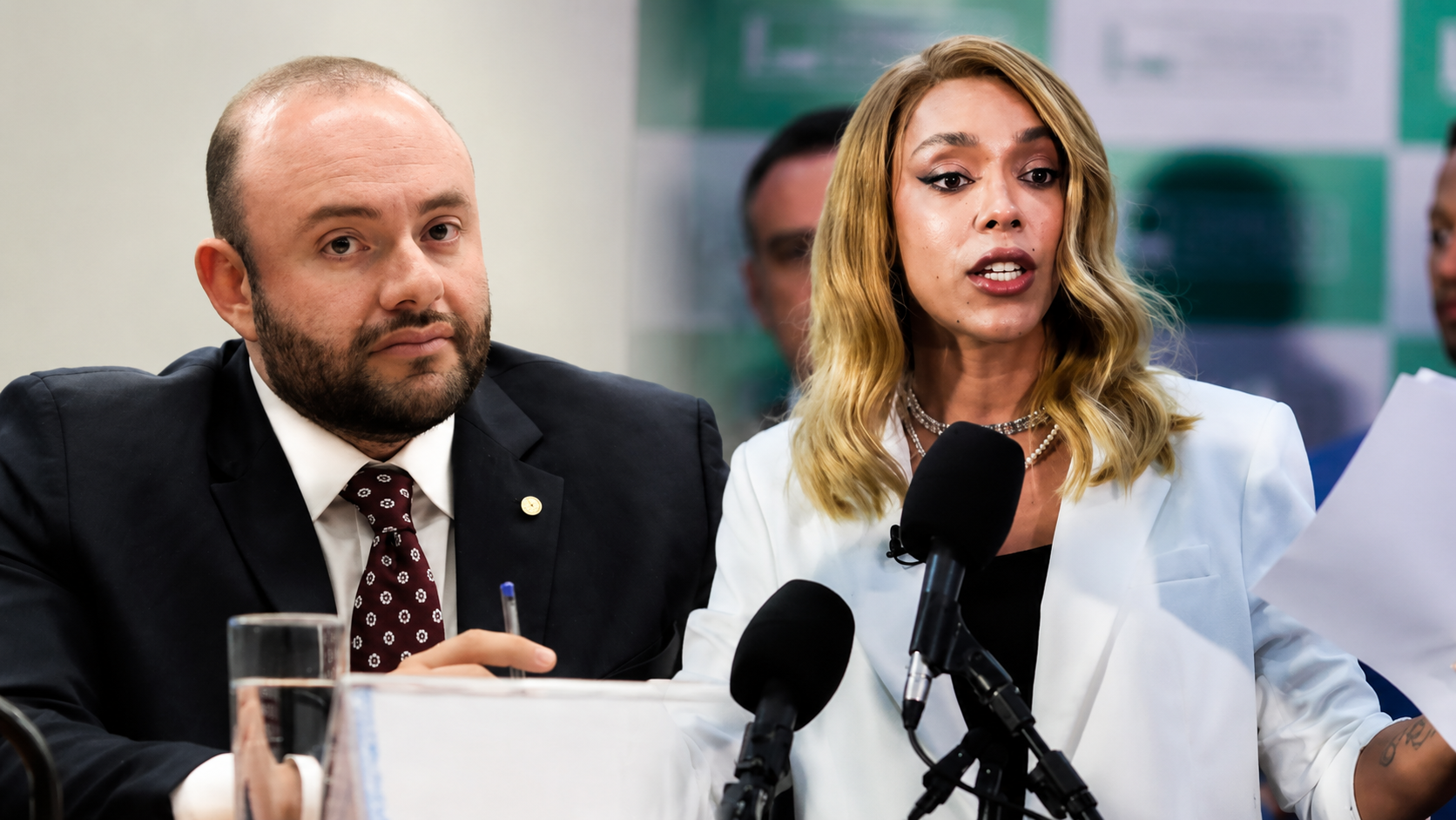 Fausto Jr exige debate com Érika Hilton