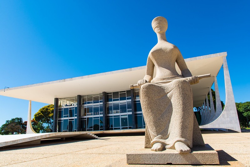 Greve no STF: sem salário, terceirizados da comunicação do Supremo cruzam os braços