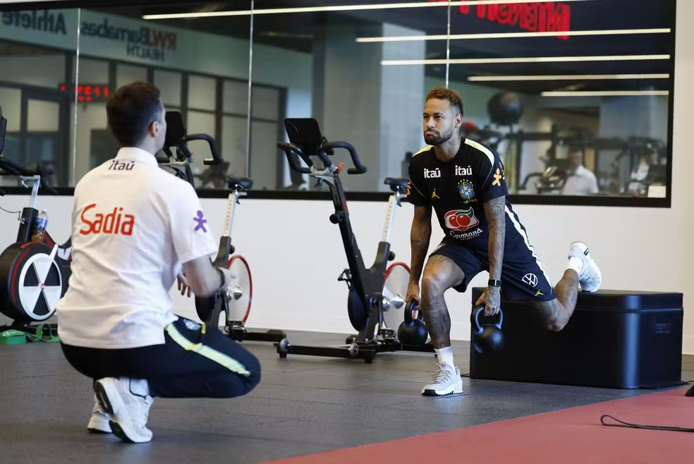 Neymar fica fora da estreia do Brasil na Copa